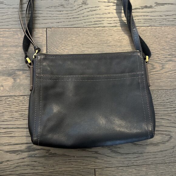 Fossil Black Leather Crossbody Purse gold tone hardware No Key - Picture 9 of 13